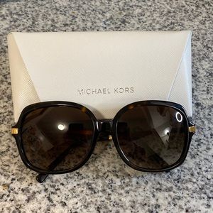 *NWT* Michael Kors Adrianna II Sunglasses